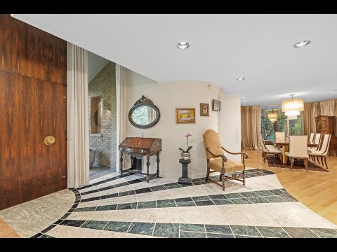 33 Aylesbury Road, Worcester, MA 01609