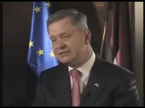 Bloomberg.com (Slakteris)