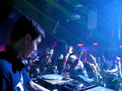 Welovehouse with djB @ Seoul M2 2004