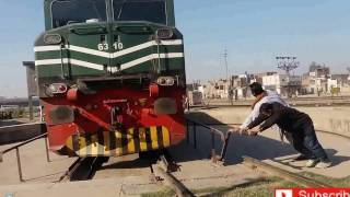 Download lagu HOW TO TURN TRAIN ENGINE 180-DEGREE mp3