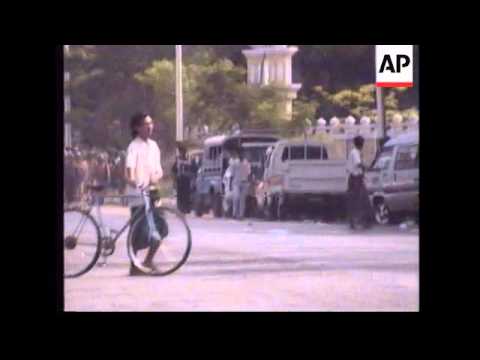 BURMA: RANGOON: STUDENT DEMONSTRATORS CLASH WITH RIOT POLICE