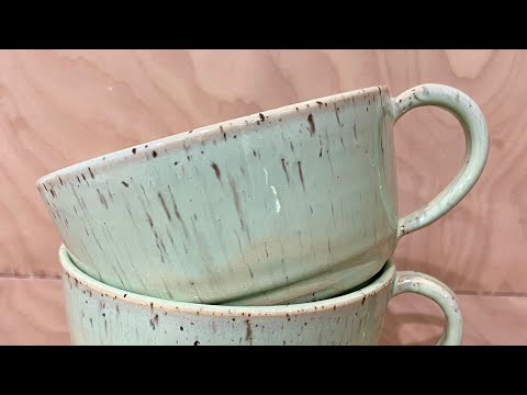 AMACO Flux Glaze Honeydew Flies Solo