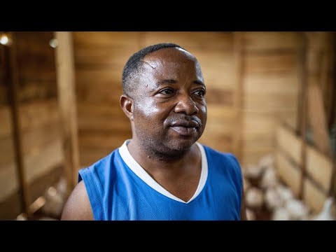 Innovative chicken farmer supports his community, Fidèle’s story