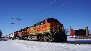 preview picture of video 'BNSF 4386 with a CN Ethanol Train on 12/28/2013'