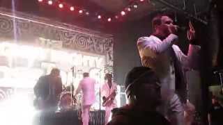 The Mighty Mighty Bosstones - &quot;Devil&#39;s Night Out&quot; (live)