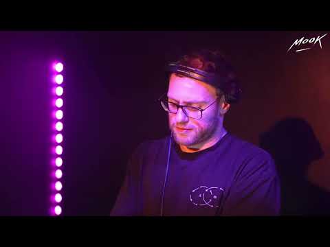 Josh Butler DJ set, L'Entrevue @ Sacré -  Mook