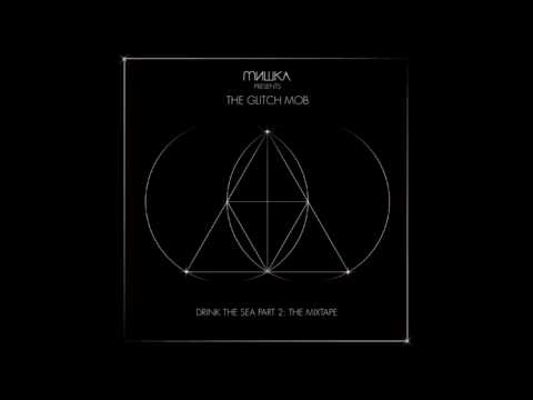 [HQ] The Glitch Mob vs. La Roux (In For The Kill vs. Bad Wings)