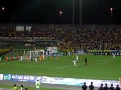 Vasco x Brasiliense  2 x 2