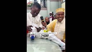 Download lagu hajjat Namyalo awadde mutabani we emmotoka ku birthday ye mp3