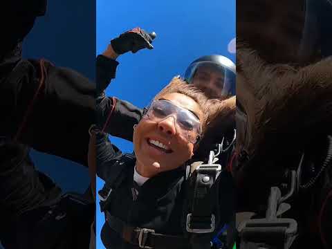 Khlest stanger bach in9zo m3aya mn teyara ✈️.