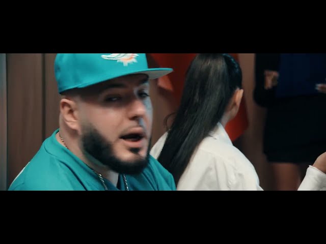 Video zu 'Teka' ansehen Video zu 'Teka' ansehen
