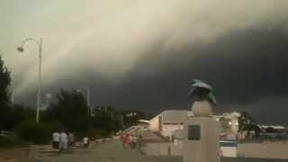 preview picture of video 'tempête a Boulogne sur mer avant l'orage'