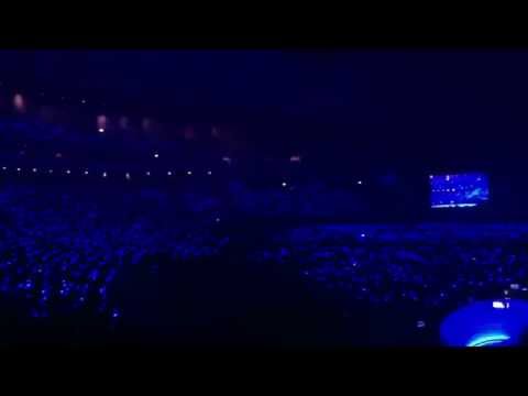 120513 SS4@ Tokyo Dome - Sapphire Blue Ocean wave.WEBM