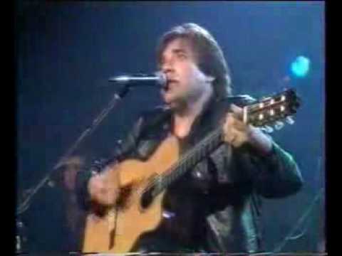 José Feliciano tocando Billie Jean