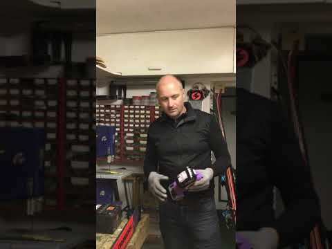 Erklaer Video Skikante schleifen mit Sharpener