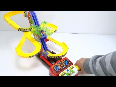 Pista De Motocicletas Sonidos y Control De Velocidad Giros 360° 3 Niveles Juguetes Para Bebes