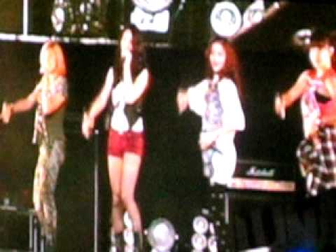 (fancam) SM Town LA - F(x) Chu~ ft Minho