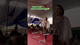 Download lagu Bikin merinding, Saat Niken nangis di semangatin fans !!! mp3