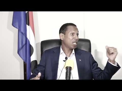 Police Commissioner Calls for Apology After Opposition Leader's Criticism