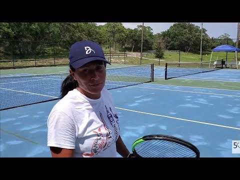 Carla Takes On a 7 UTR (One of our 5 Kids) Great Tennis! Awesome Match. (Carla in Djokovic Hat🤔)