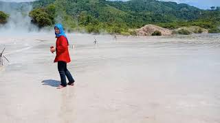 preview picture of video 'Danau Keramikan Suoh Lampung Barat'