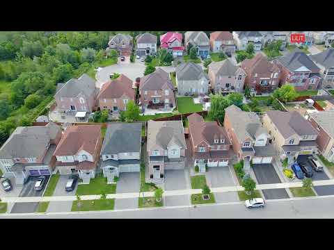 71 Maurier Blvd, Maple Lilit Homes