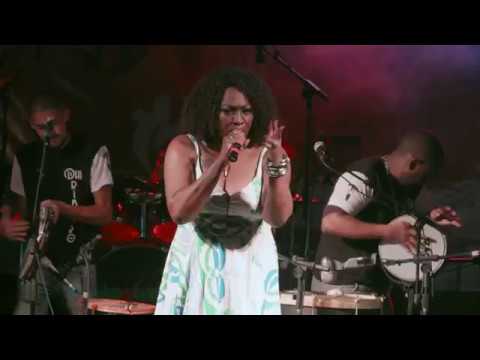 Dhi Ribeiro #TardezinhadoSambacei