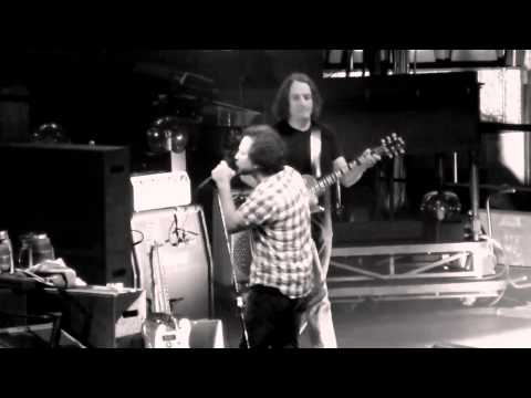Pearl Jam - Last Exit @ Hartford 10-25-2013 HD video & HQ audio