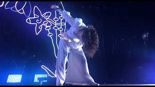 Lorde performs Bravado Live in Auckland, New Zealand 14.11.17