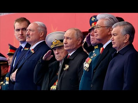 Video Thumbnail: Putin oversees Russia Victory Day military parade in Moscow amid tight security