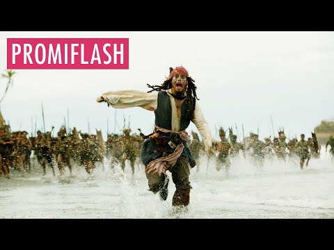 Video Thumbnail: Johnny Depp besucht als Jack Sparrow Kinder im Krankenhaus