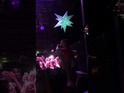 AK26 A DOKK-ON | BLÖFF