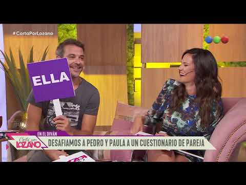 Pedro Alfonso and Paula Cháves on the couch with Diego Ramos - Cortá por Lozano 2021