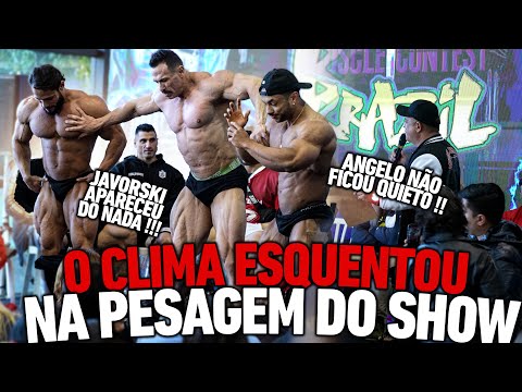 THE MOOD HAS HEATED UP AT MUSCLECONTEST BRAZIL - THEY GOT A STRANGE ON STAGE!!