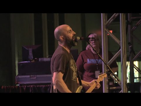 [hate5six] Shades Apart - April 02, 2017