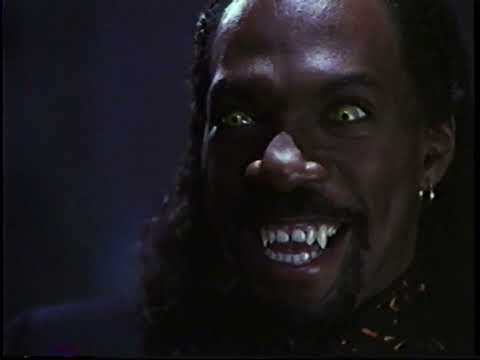 Opening to Stuart Saves His Family (US VHS; 1995)