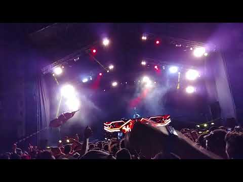 [Shugz] Underworld - Born Slippy (Remix)