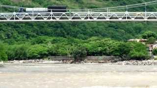 preview picture of video 'Rio Magdalena (River) Riverside, Honda, Colombia (MAH03306)'