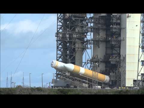 Timelapse As Delta IV Heavy Is Lifted Onto Launch Pad For Orion's First Flight