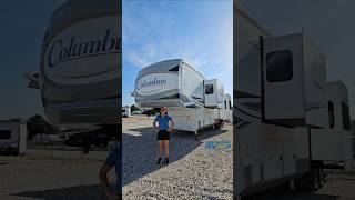 2023 Palomino Columbus 384RK