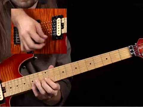 Rock Guitar Lesson - latin groove solo 1 - Trey Alexander
