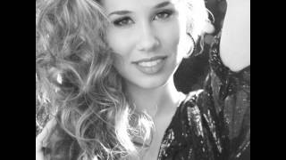 Wonderland-Haley Reinhart
