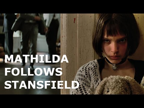 Mathilda takes a taxi and follows Stansfield - Léon: The Professional (1994)