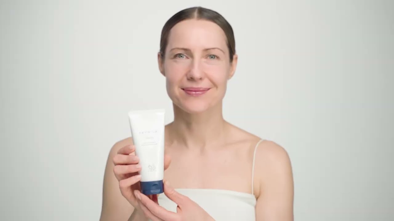 Skymilk Panthenol Cream With Donkey Milk Krem z pantenolem i oślim mlekiem 120 ml - VIDEO