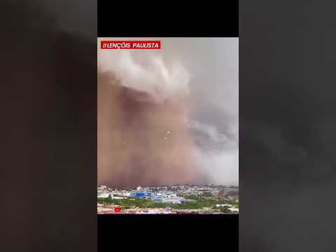 LENÇÓIS PAULISTA: Coluna de poeira toma conta da cidade nesta segunda-feira (22)