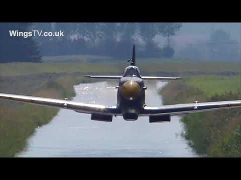 Breitling Fighters Spitfire MH434 LOW pass