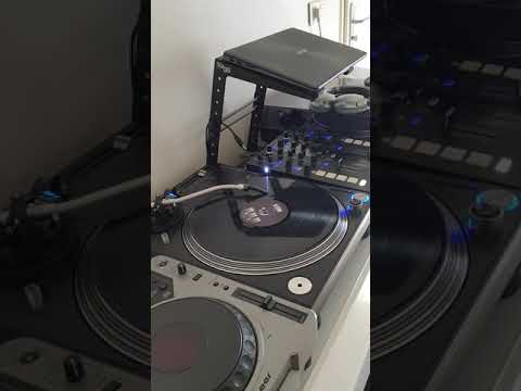 ladae feat.grand puba & chubb rock (party 2 nite)