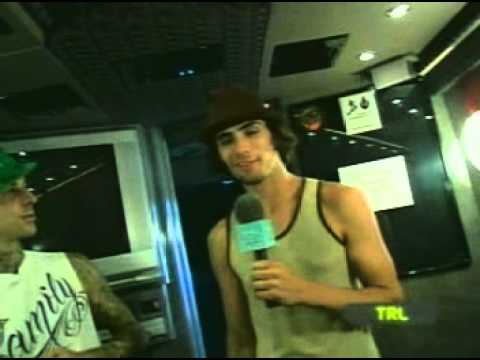 Transplants - Travis Barker backstage at Warped Tour 2005