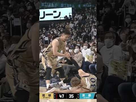 【バスケ】試合中にわちゃわちゃ🤝😂