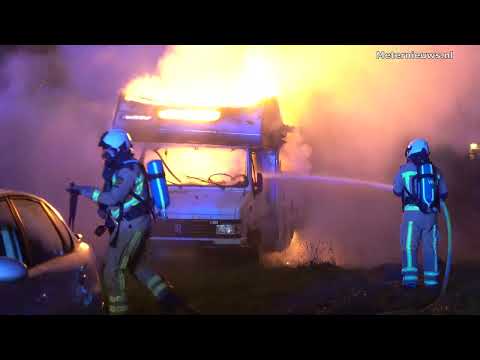 Camper in lichter laaie in Hoogeveen